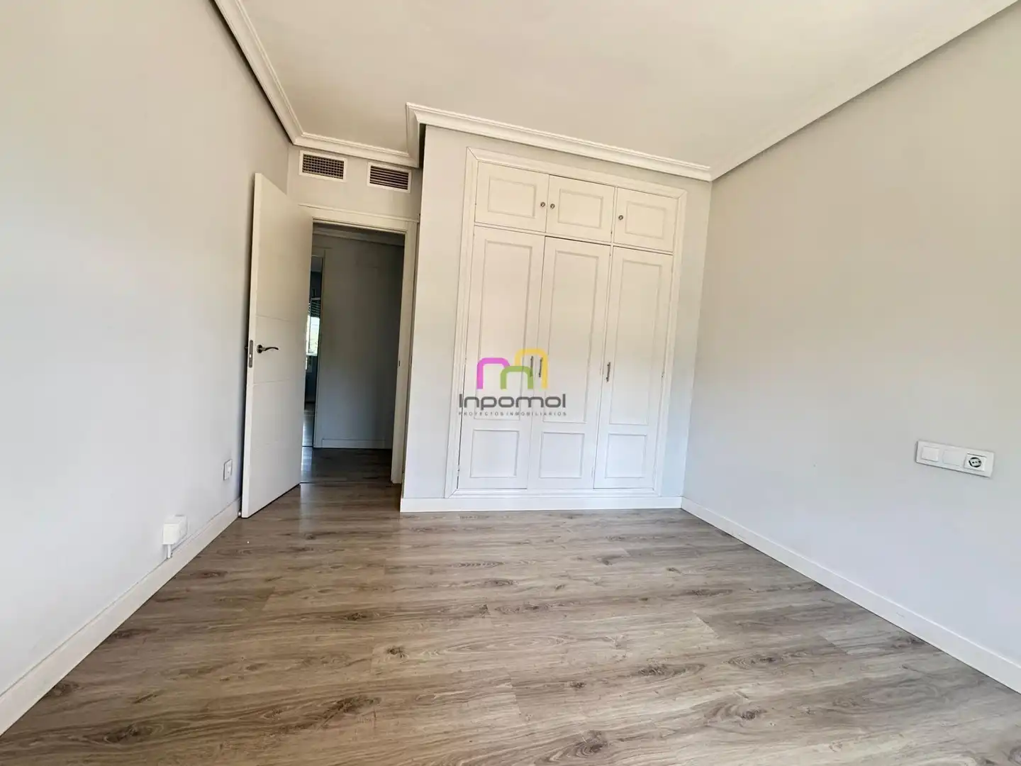 Dormitori de Casa o xalet en venda en Badajoz amb Aire condicionat, Calefacció i Jardí privat
