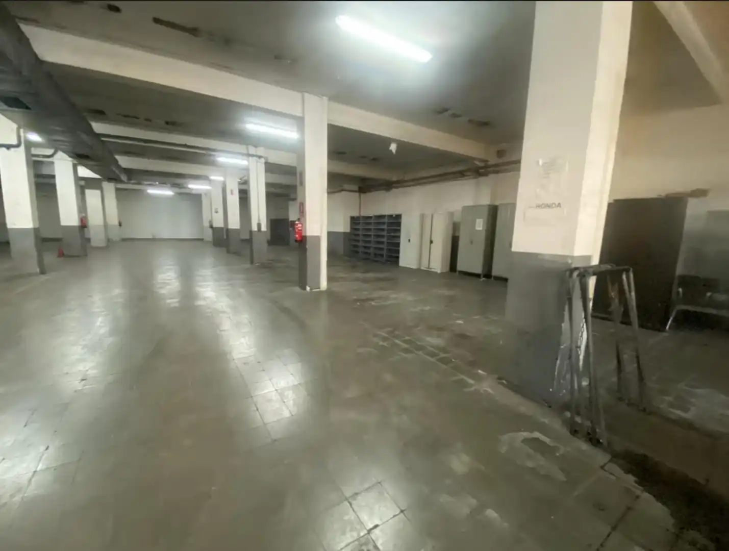 Nave industrial en venta en CERDANYOLA, El Coll