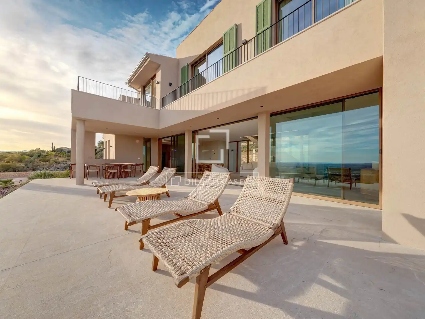 Terrasse von Country house zum Verkauf in  Palma de Mallorca mit Klimaanlage, Heizung und Privatgarten