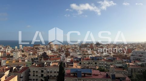 Foto 3 de Pis en venda a Casagemes, Badalona