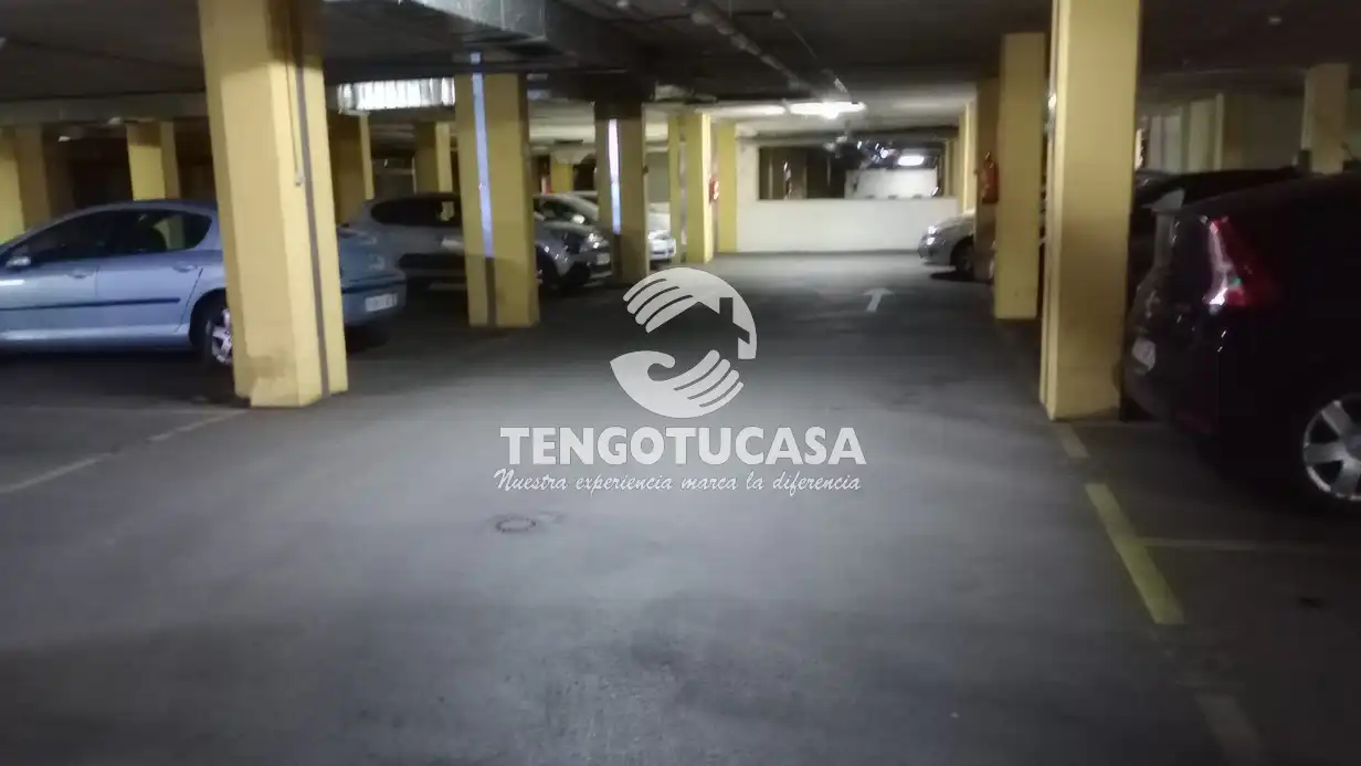 Aparcament de Garatge en venda en Madrid