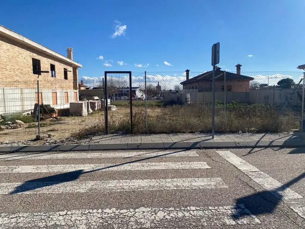Terrenys i solars en venda a Villa del Prado, imagen 6