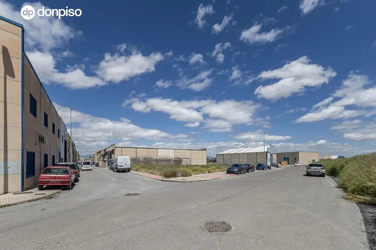 Industrial land for sale in Paseo de las Andás 7, imagen 3