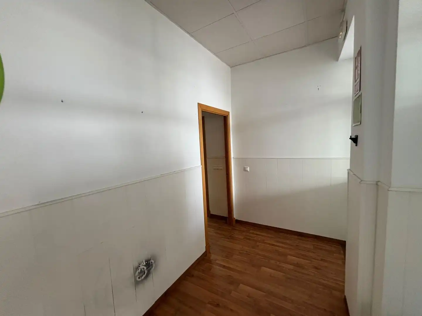 Local comercial de lloguer a Núcleo urbano, imagen 8