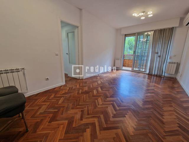 Piso en Venta en de los Hermanos García Noblejas en Pueblo Nuevo