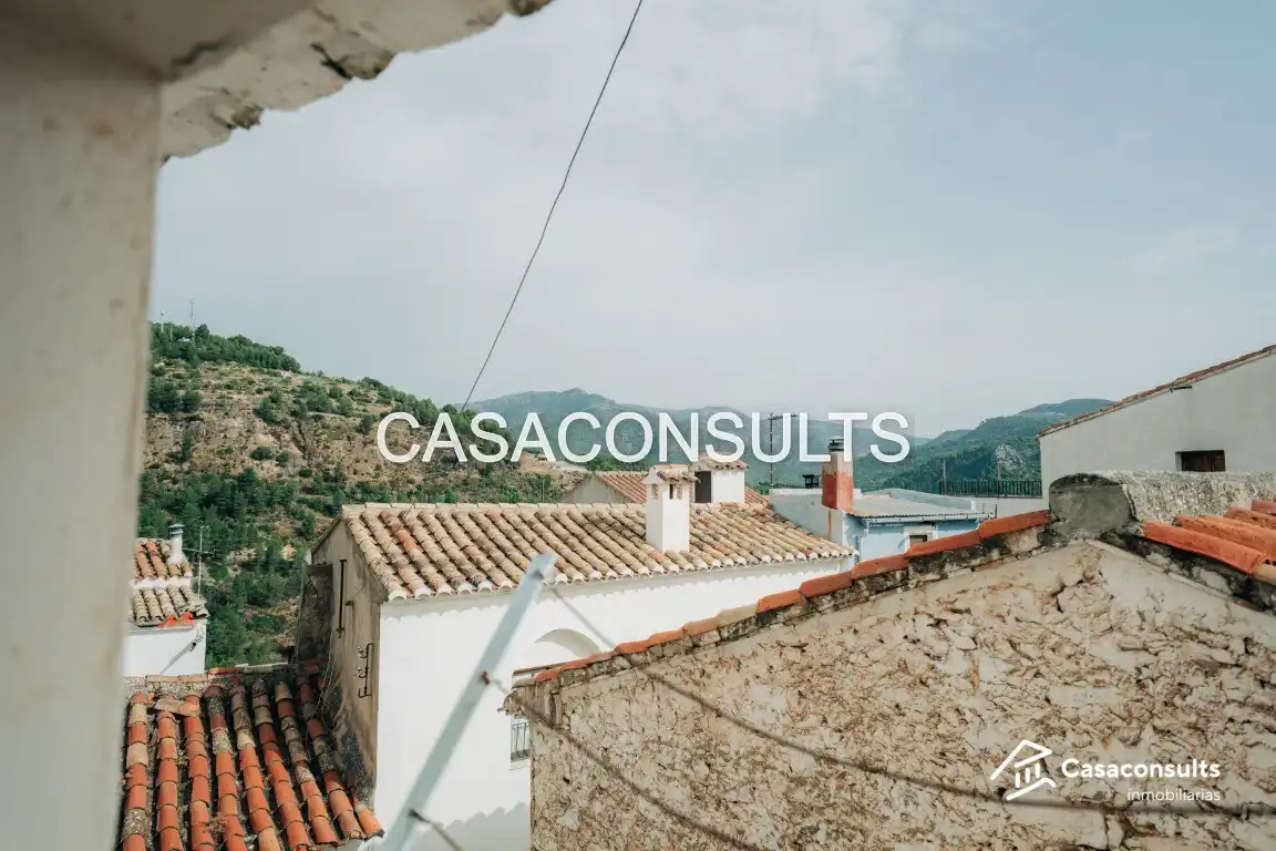 Casa con terraza en venta en Llucena / Lucena del Cid, imagen 15