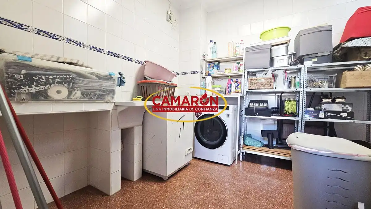 Cocina de Casa adosada en venta en La Puebla del Río