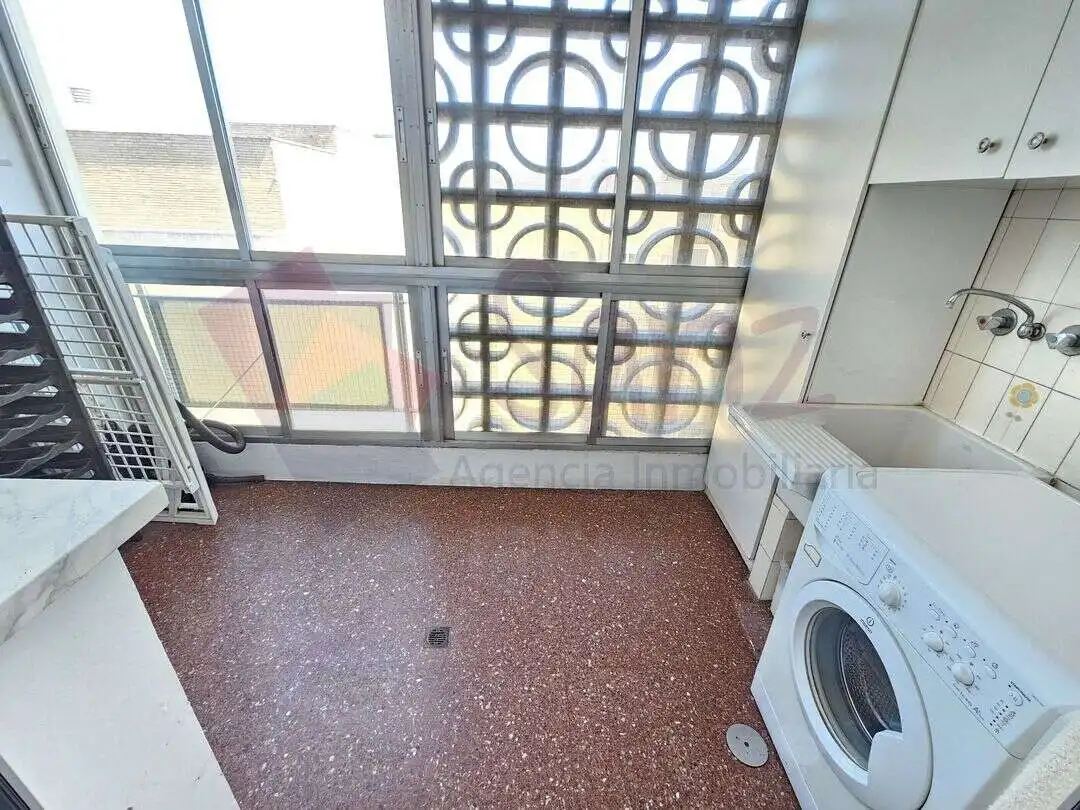 Terraza de Piso de alquiler en  Logroño con Calefacción y Balcón
