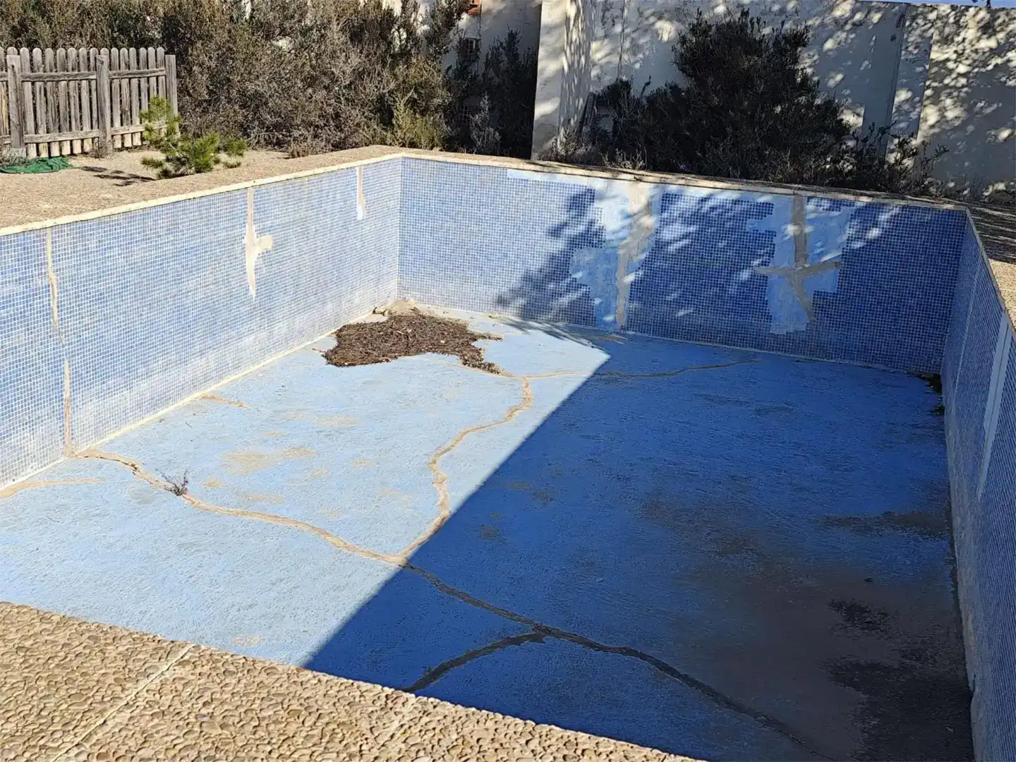 Piscina de Terreno en venta en Partidas de Alicante