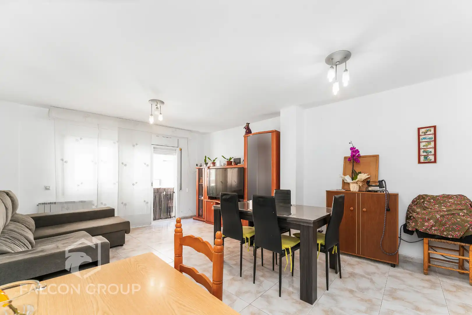 Living room of Flat for sale in Valls  with Balcony and Internet