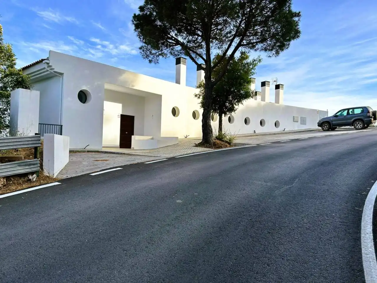 Vista exterior de Local en venta en Ojén
