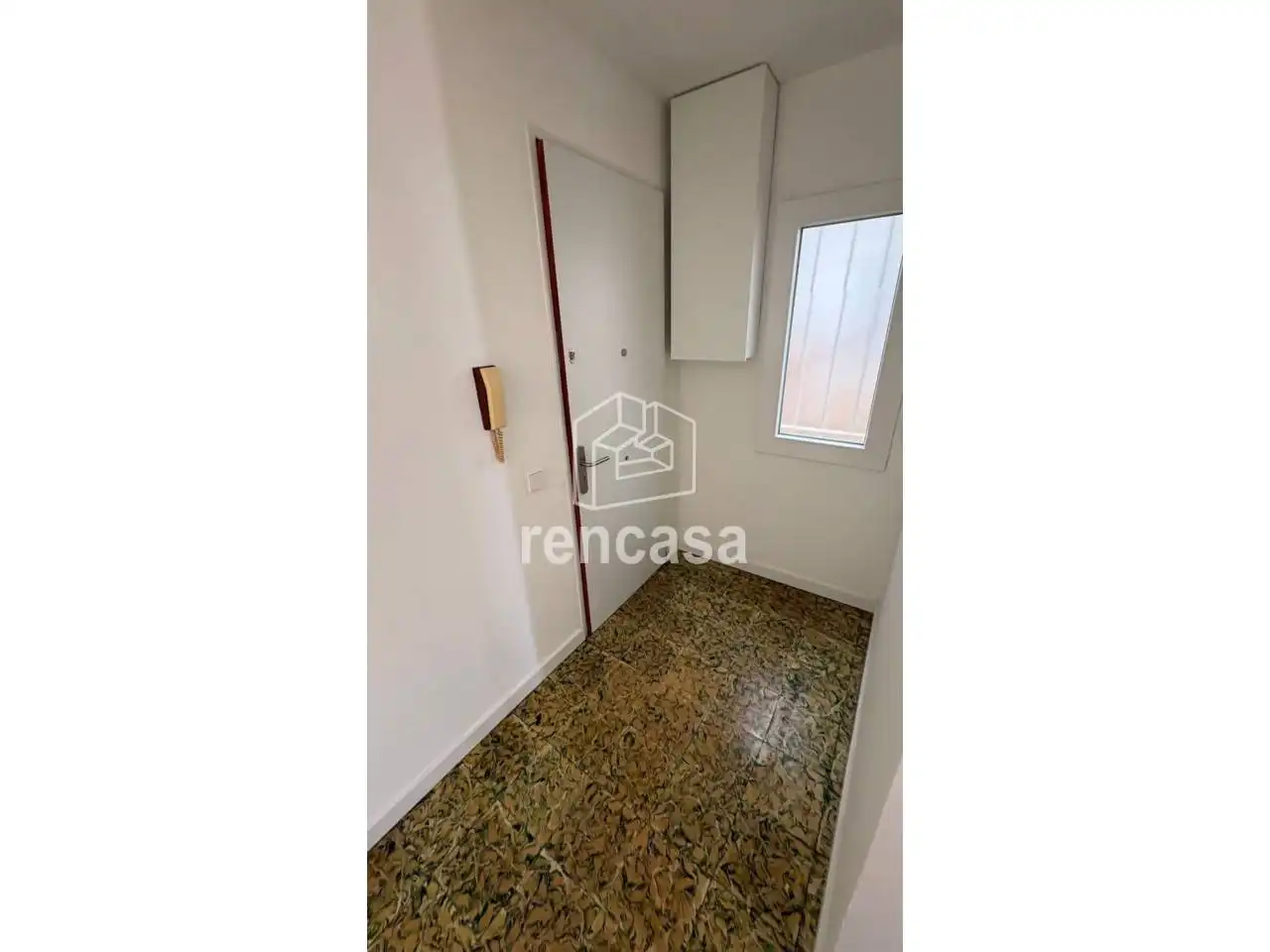 Wohnung zur Miete in Lleida mit Klimaanlage, Heizung und Terrasse
