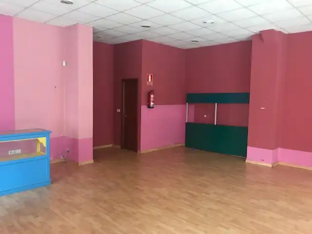 Local comercial en venta en Centro, imagen 4