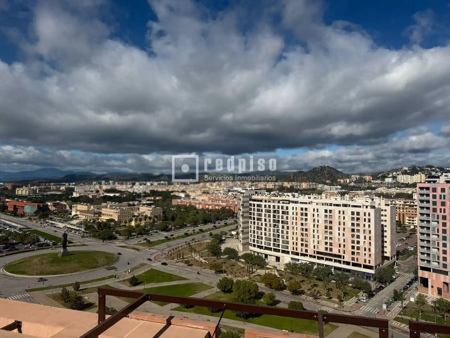 Außenansicht von Wohnung zum Verkauf in Málaga mit Klimaanlage, Heizung und Privatgarten