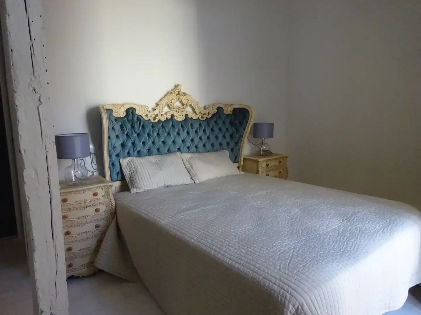 Habitación de Dúplex de alquiler en Sevilla con Aire acondicionado, Calefacción y Amueblado