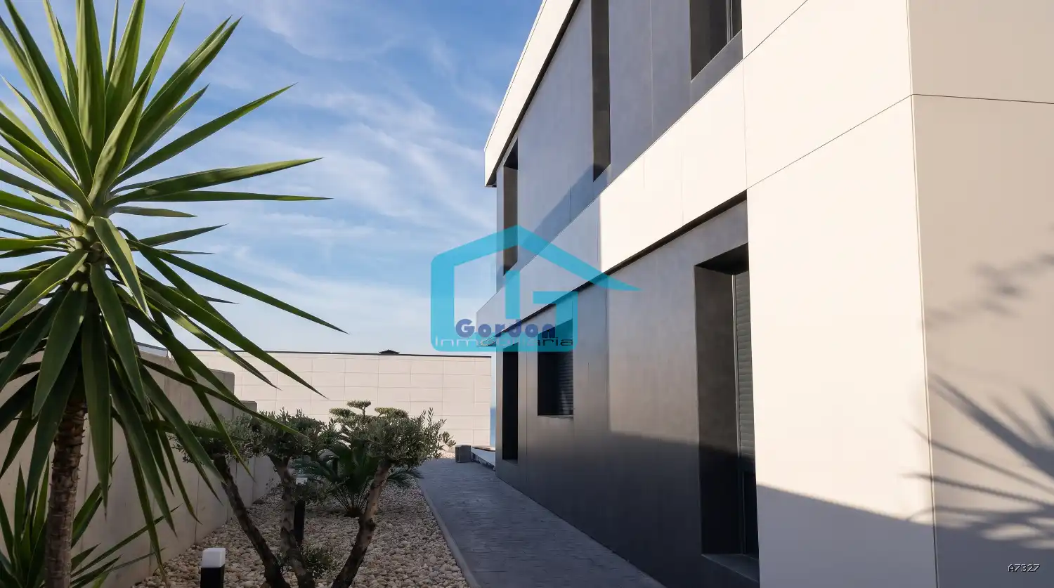 Villa con piscina in vendita a N/A 3, imagen 4