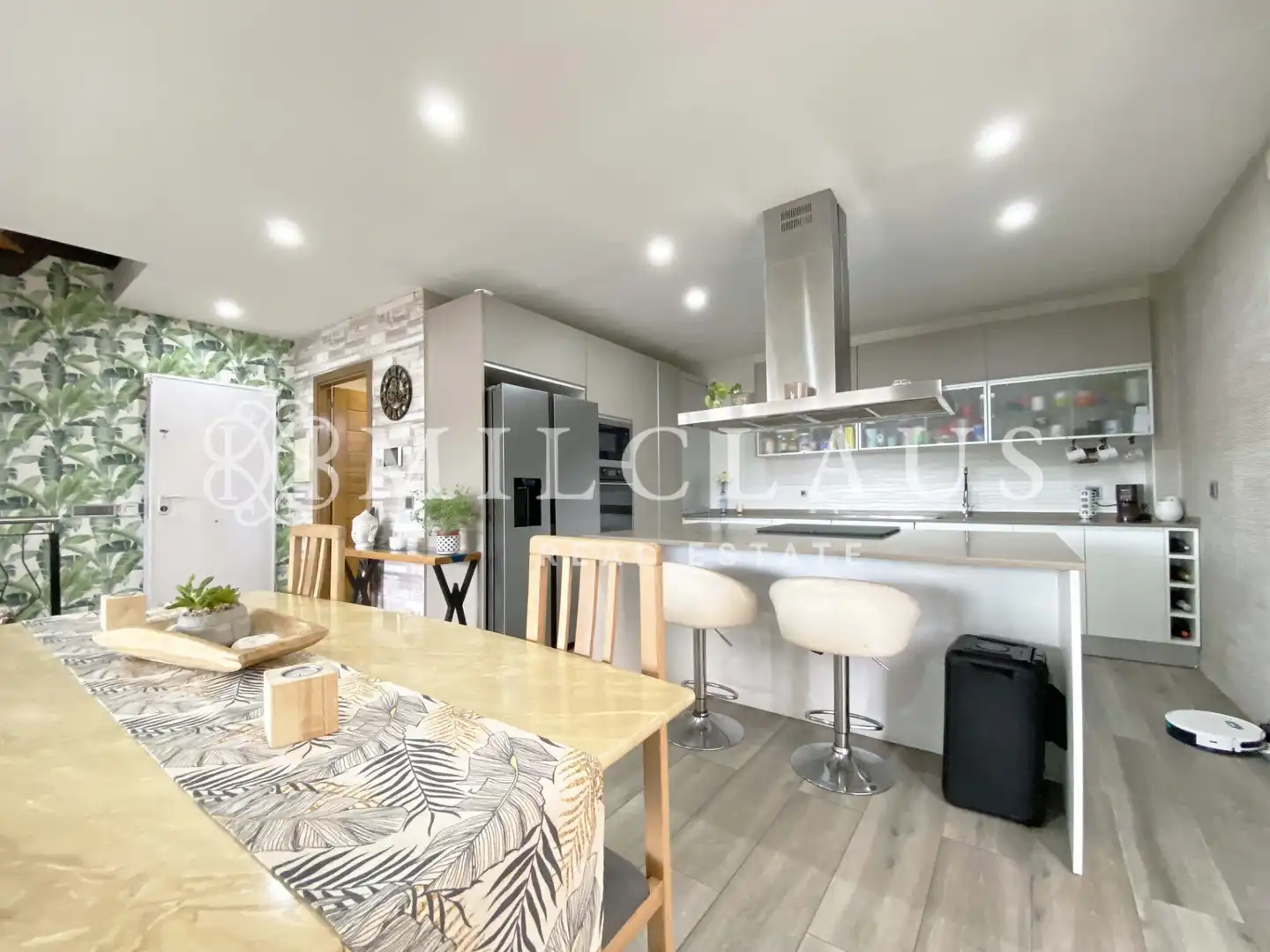 Küche von Haus oder Chalet zum Verkauf in Lliçà d'Amunt mit Klimaanlage, Heizung und Privatgarten