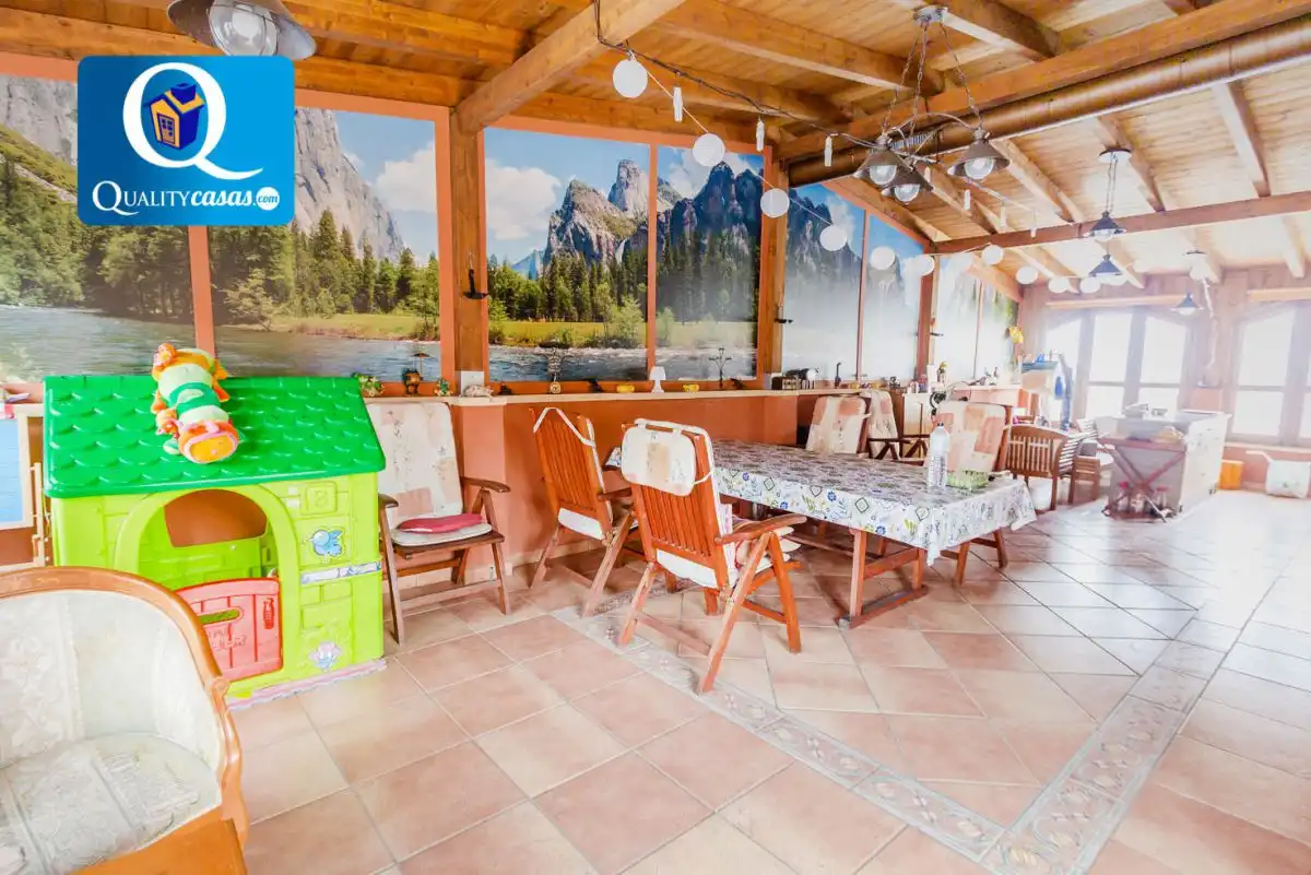 Casa adosada en venta en Crevillent con Aire acondicionado, Terraza y Trastero