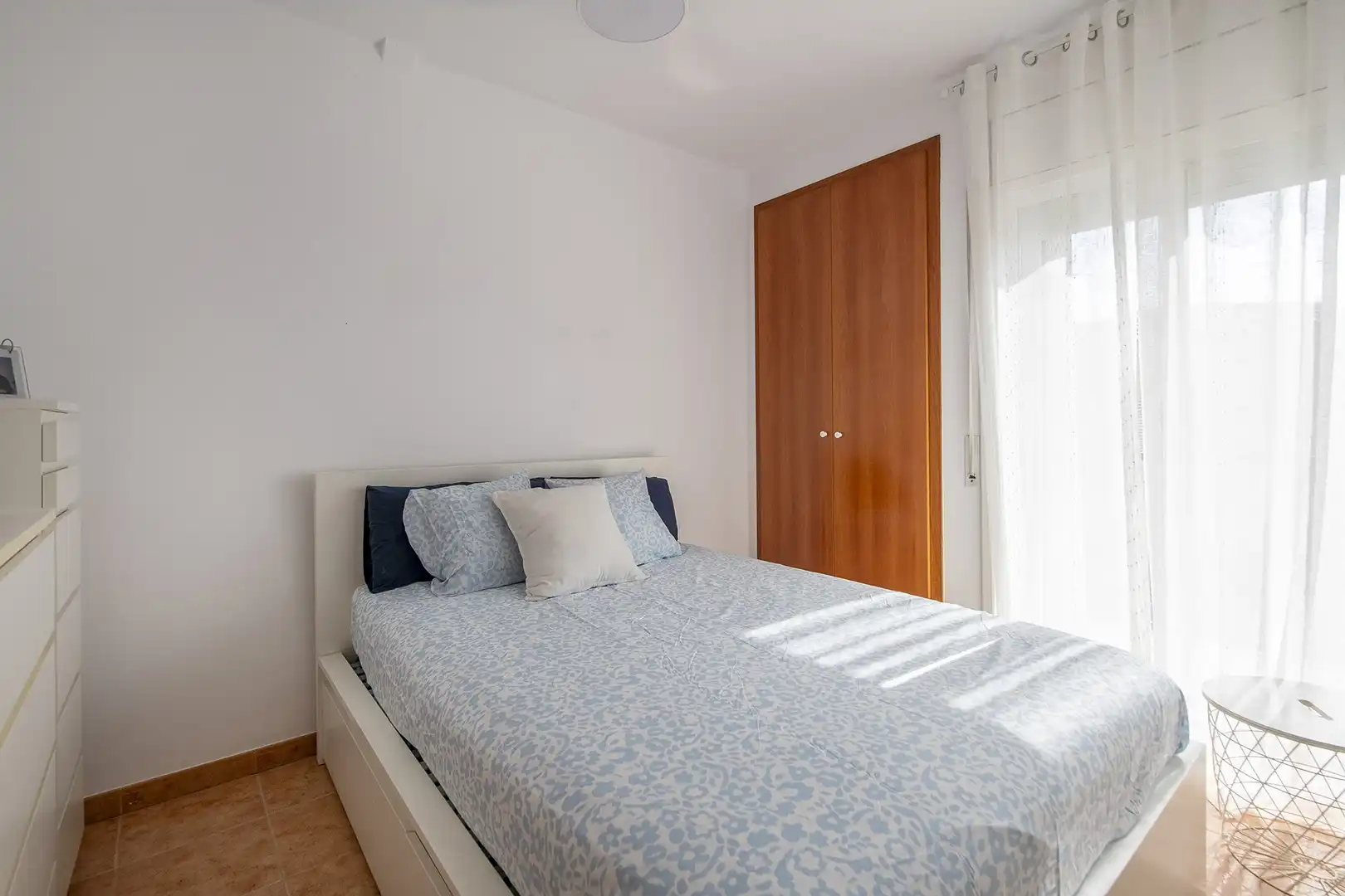 Habitación de Casa adosada en venta en Sant Julià de Ramis con Aire acondicionado, Calefacción y Terraza