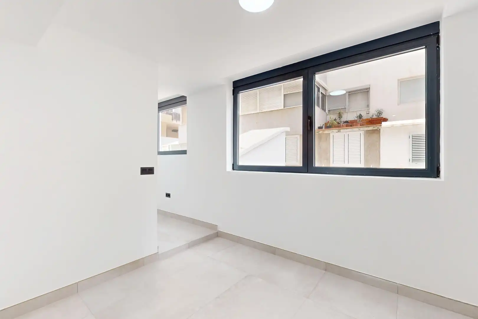 Wohnung zur Miete in Las Palmas de Gran Canaria mit Heizung, Terrasse und Abstellraum