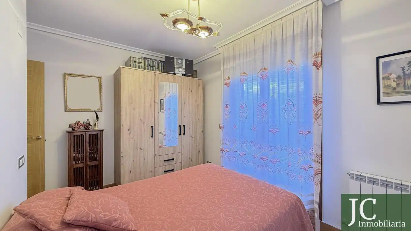Habitación de Planta baja en venta en Guriezo con Calefacción y Terraza