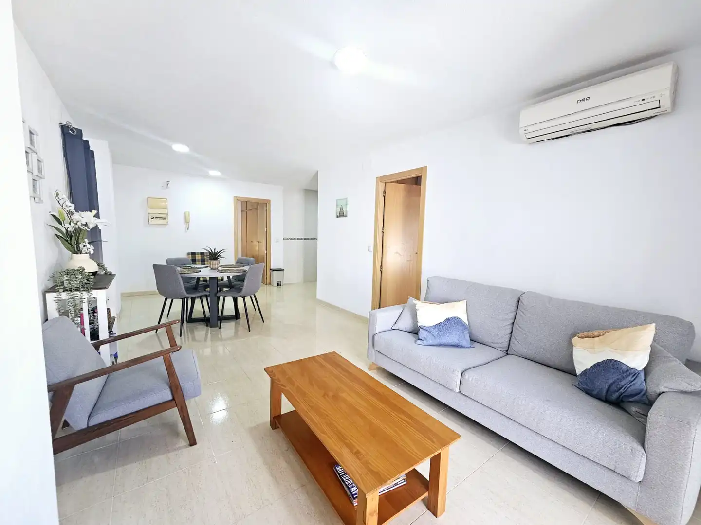 Sala de estar de Apartamento en venta en Mazarrón con Aire acondicionado, Terraza y Amueblado