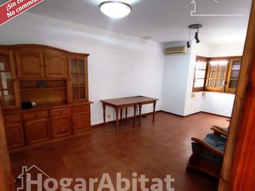 Piso con balcón en venta en Avenida Robert Graupera