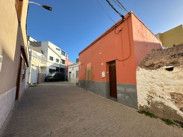 Casa in vendita a Calle Hernán Cortés 12
