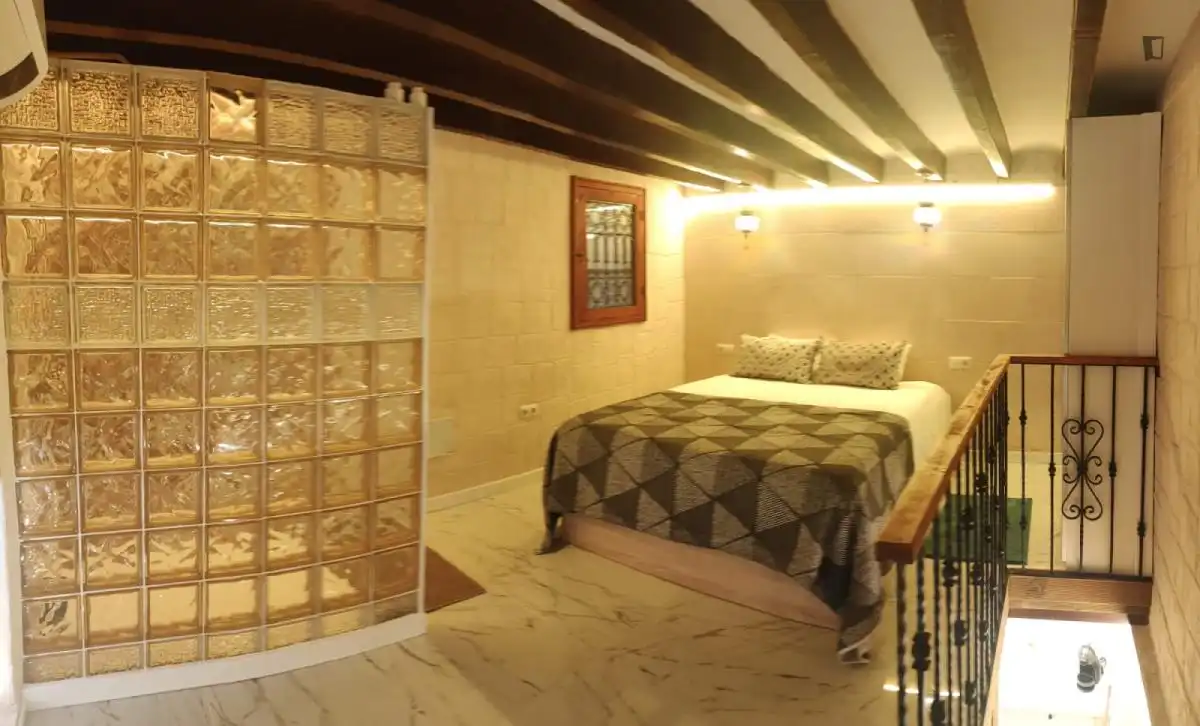 Dormitori de Apartament de lloguer en  Palma de Mallorca amb Aire condicionat, Moblat i Rentadora