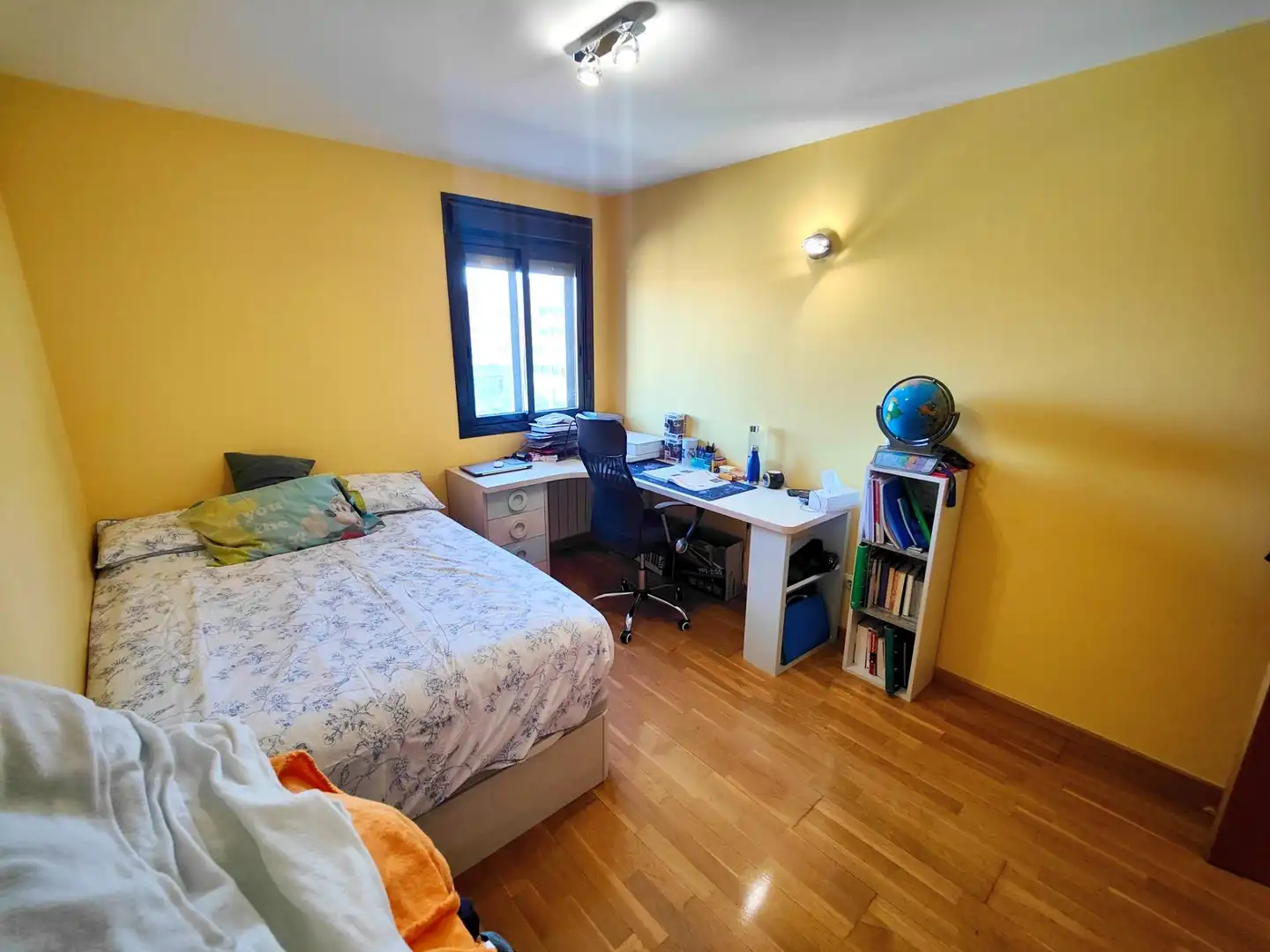 Schlafzimmer von Wohnung zum Verkauf in Valdemoro mit Klimaanlage, Parkett und Abstellraum