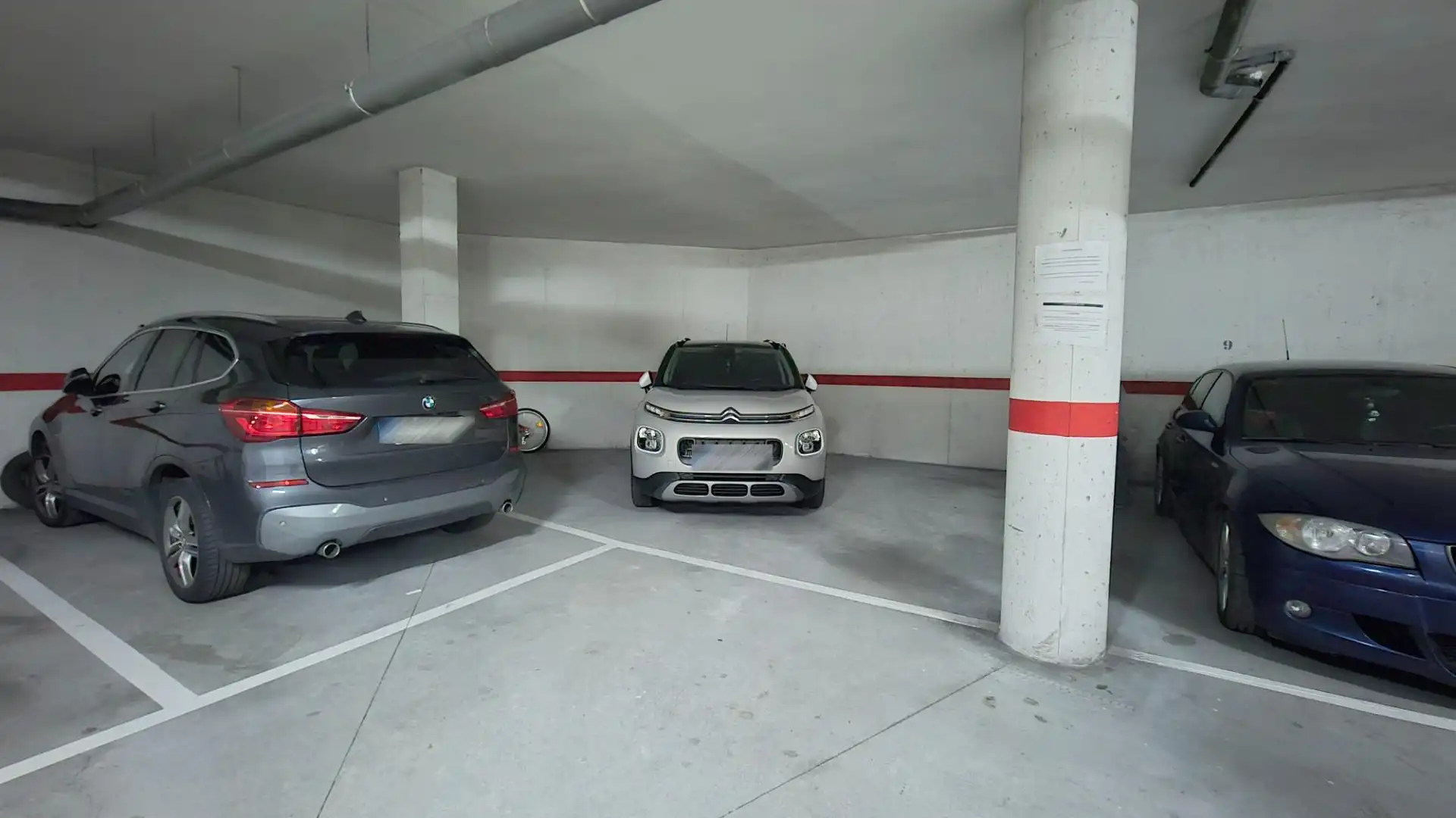 Parking de Planta baja de alquiler en Castellanos de Moriscos con Calefacción, Amueblado y Piscina comunitaria