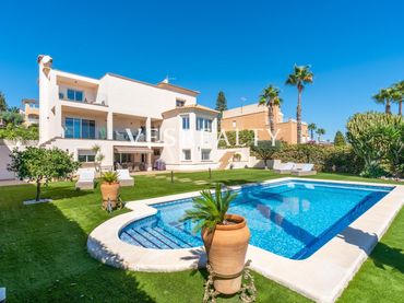 Villa con balcone in vendita a OLIVERA