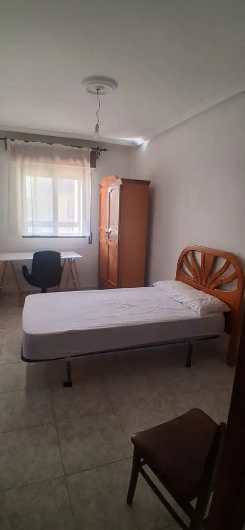 Flat for rent in Miralvalle - Av. Virgen del Puerto - La Data