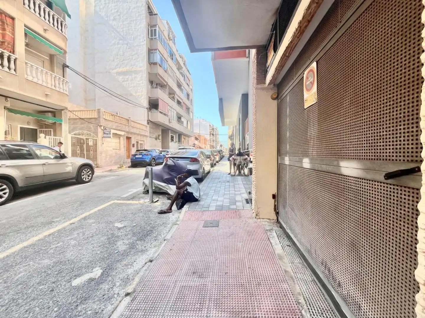 Außenansicht von Garage zur Miete in Torrevieja mit Alarm