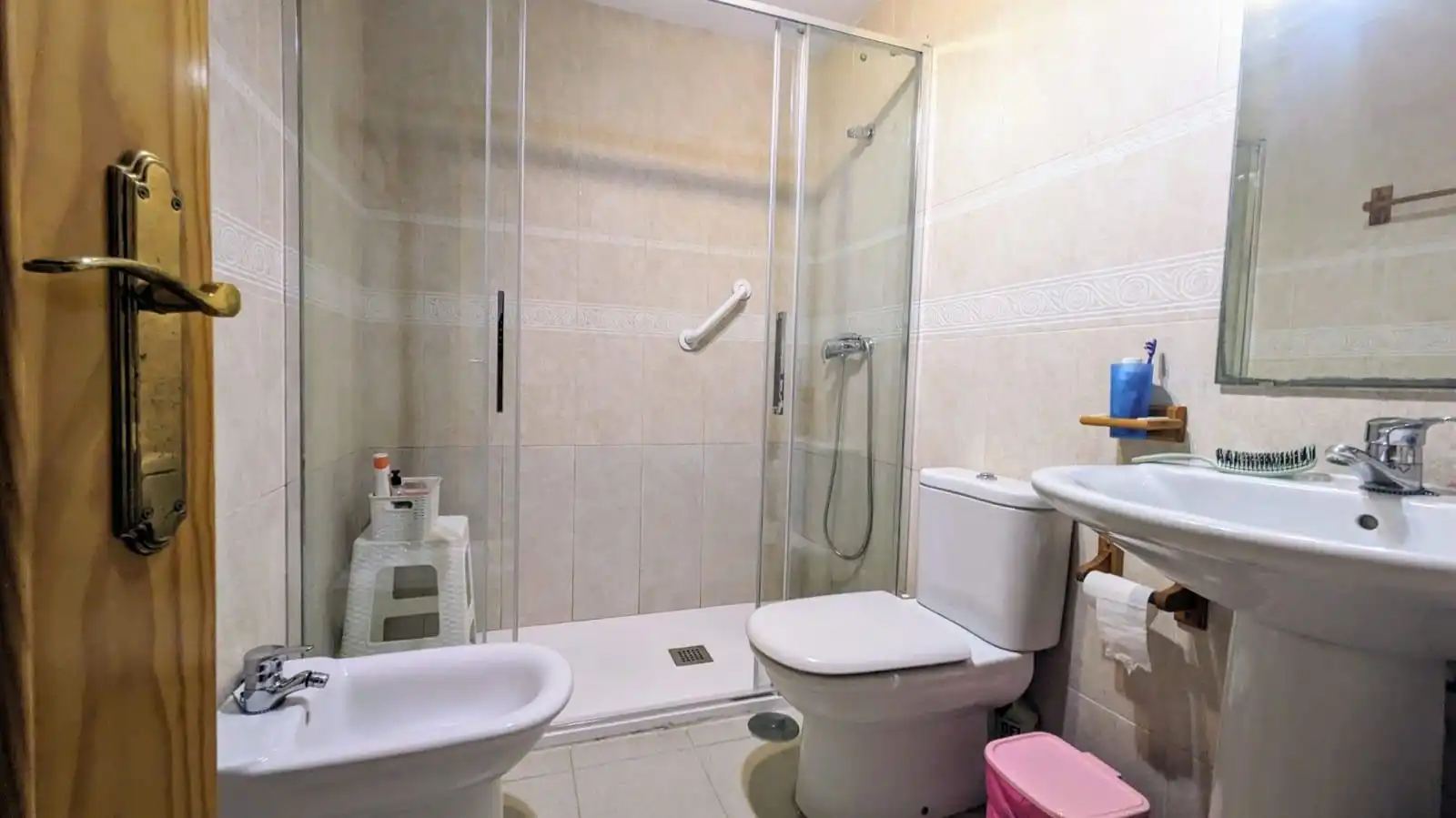 Baño de Apartamento de alquiler en Fuengirola con Aire acondicionado, Terraza y Amueblado