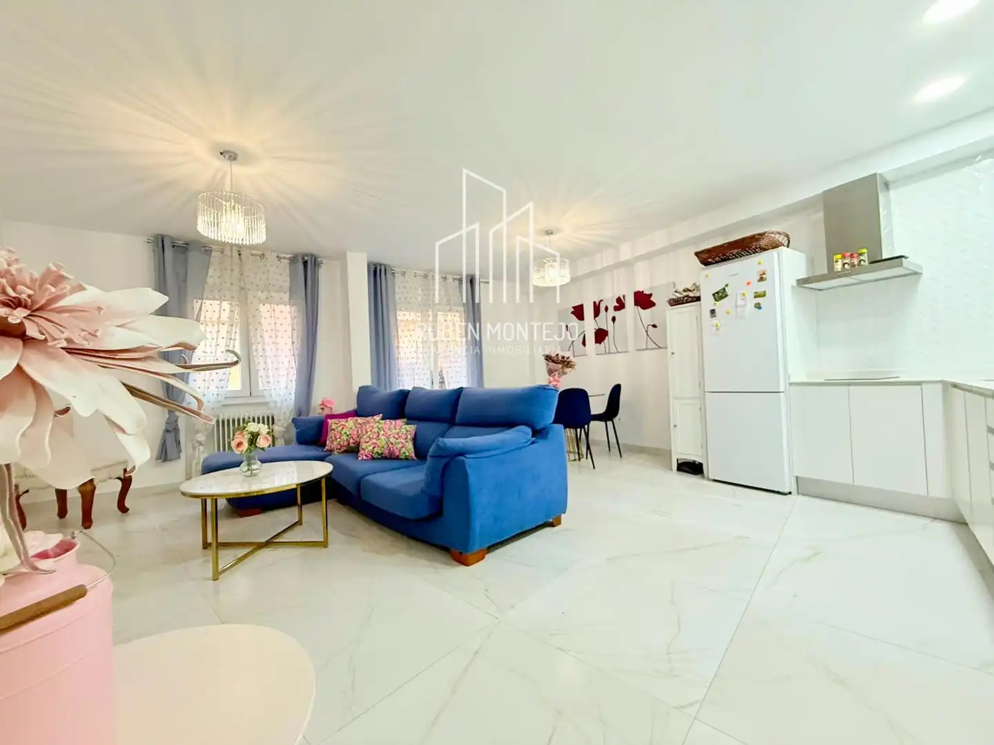Sala de estar de Piso de alquiler en Salamanca con Calefacción, Terraza y Amueblado