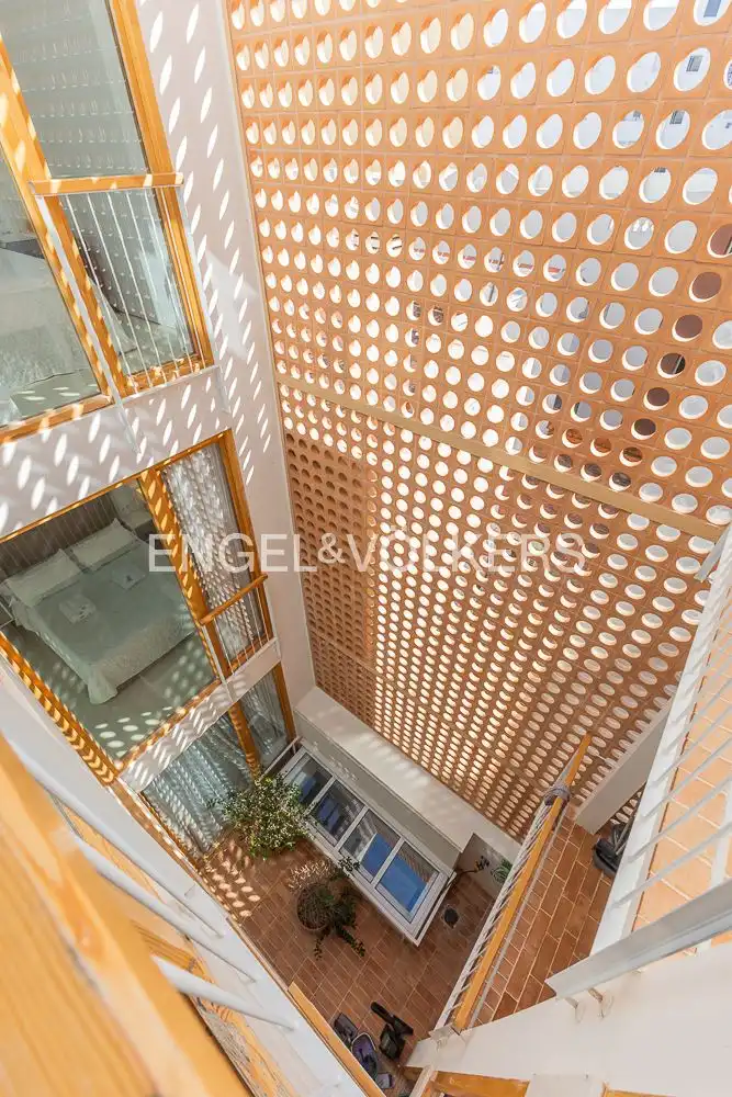 Vista exterior de Àtic en venda en Gandia amb Aire condicionat, Calefacció i Terrassa