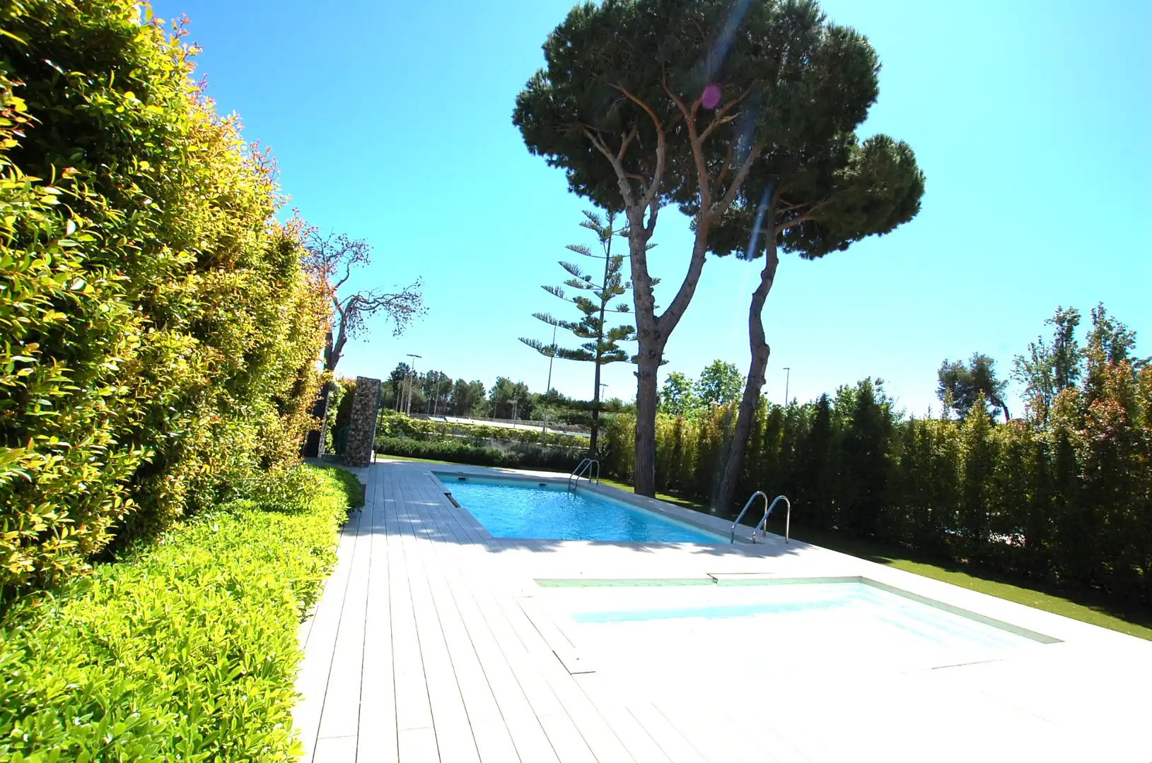 Swimming pool of Detached homes for rent in Gavà  with Air Conditioner, Heating and Private garden
