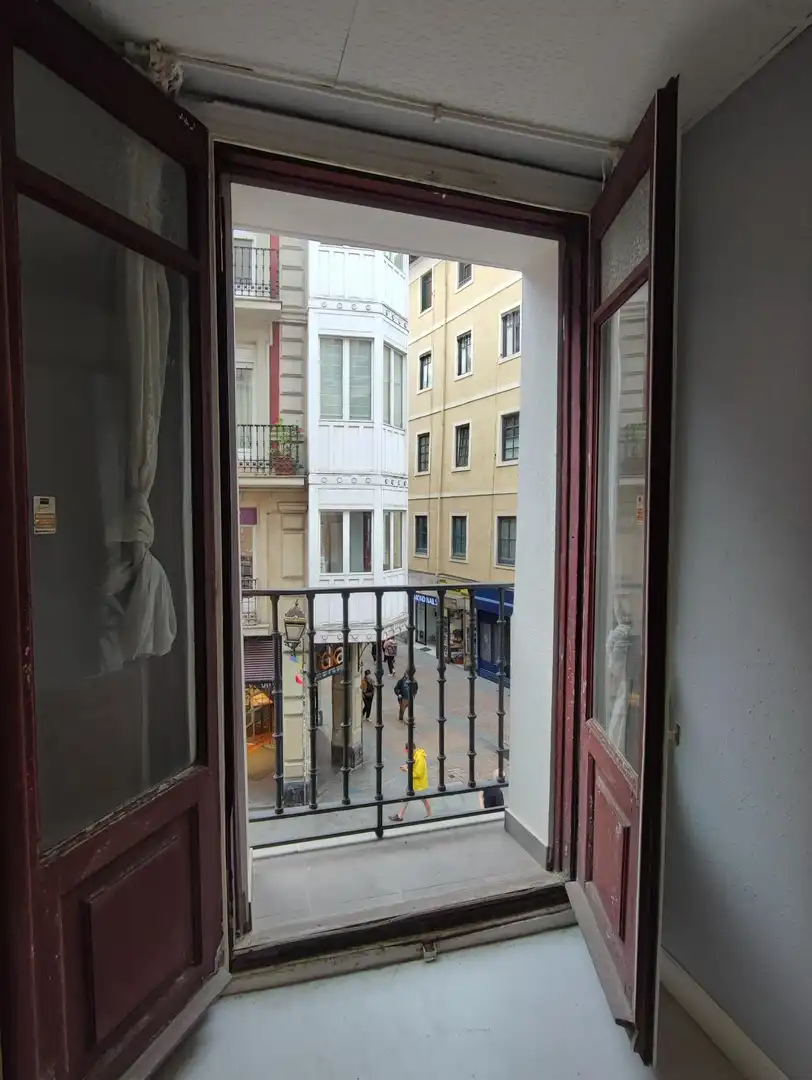 Piso con terraza en venta en Calle PORTAL DE ZAMUDIO, imagen 28