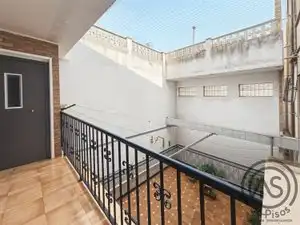 Vista exterior de Casa o xalet en venda en La Puebla de Híjar amb Aire condicionat, Calefacció i Jardí privat