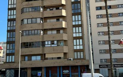 Vista exterior de Pis en venda en  Cádiz Capital amb Terrassa