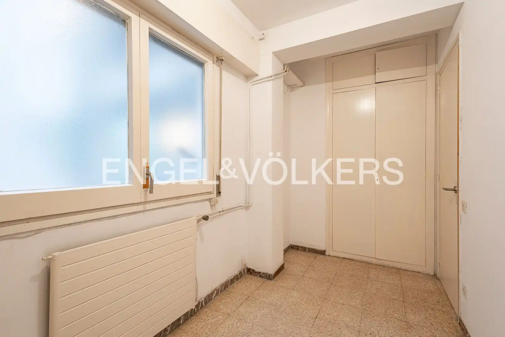 Flat for sale in El Poble Sec