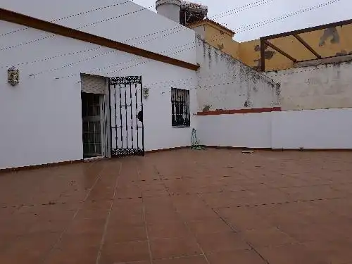 Vista exterior de Casa o xalet en venda en Alcalá de Guadaira