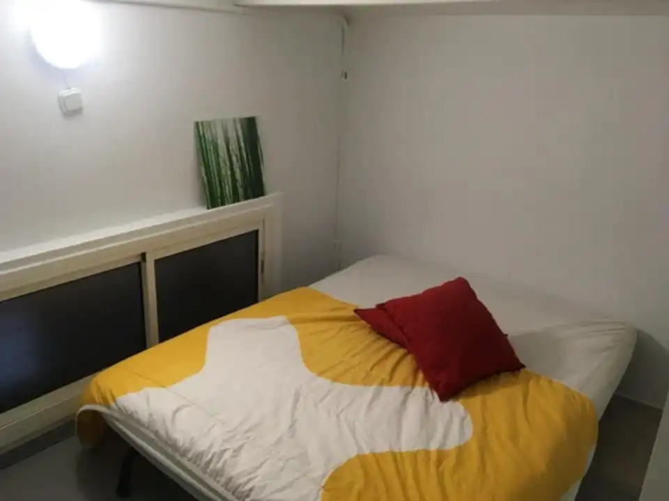 Habitación de Local en venta en Barcelona