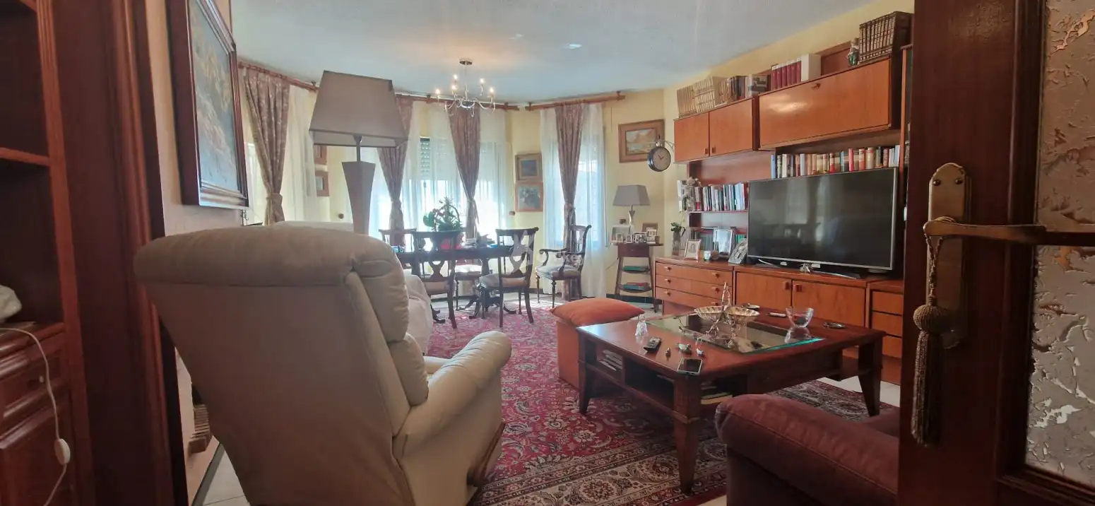 Sala d'estar de Casa o xalet en venda en Arganda del Rey amb Calefacció, Jardí privat i Traster