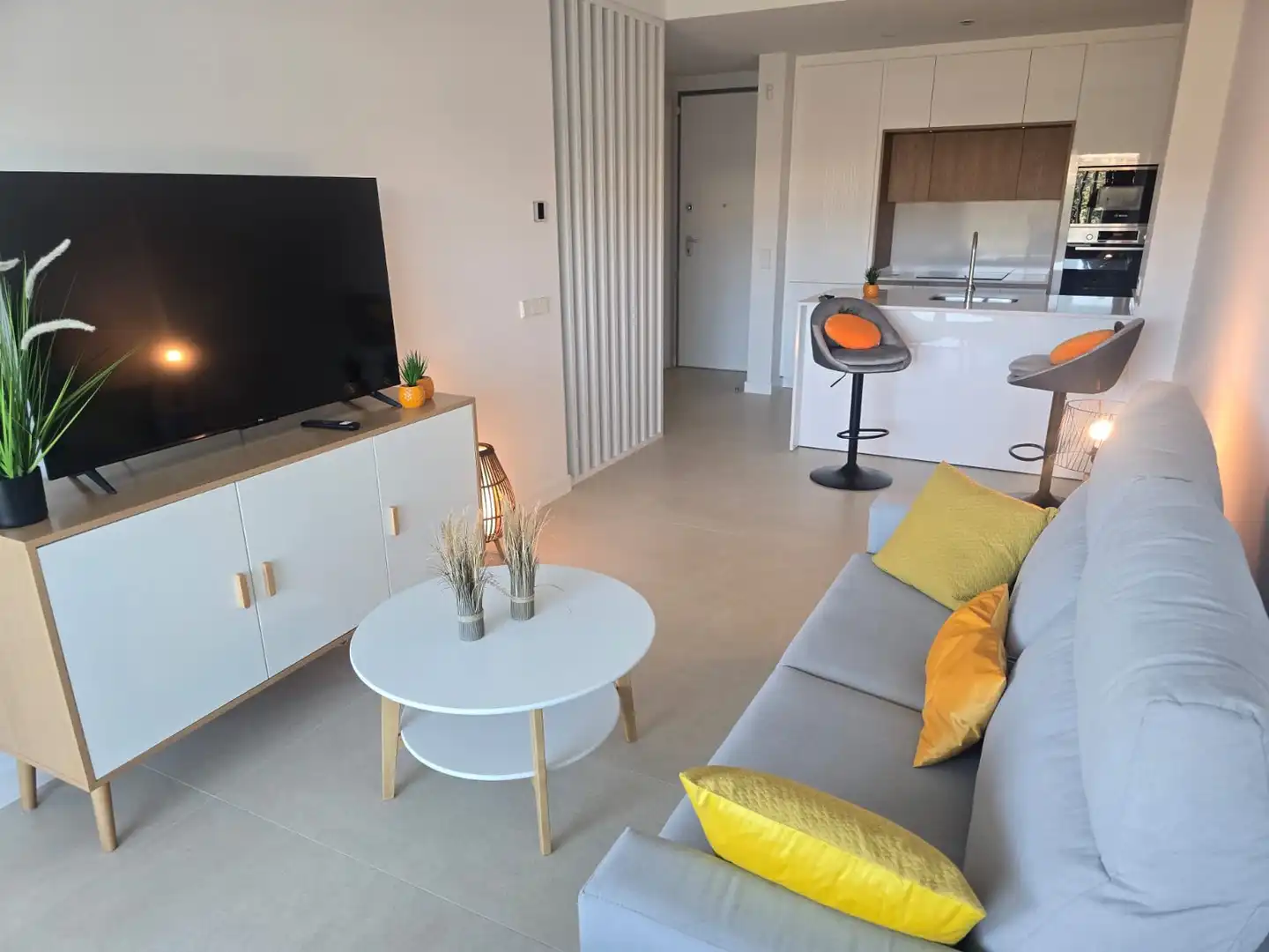 Flat with pool for sale in Calle Pintor Cipriano Maldonado 17, imagen 10