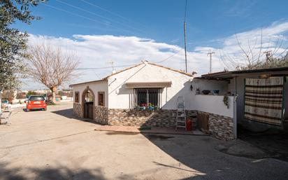 Vista exterior de Finca rústica en venda en La Zubia amb Aire condicionat, Calefacció i Piscina