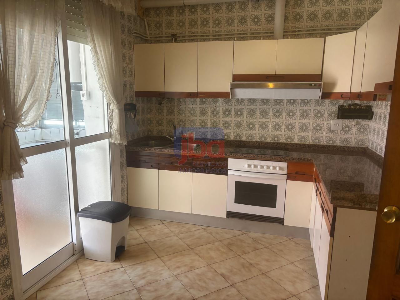 Kitchen of Flat to rent in Ourense Capital   with Heating, Storage room and Balcony