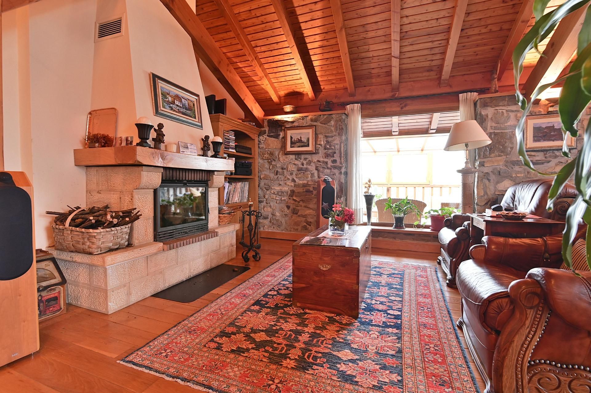 Sala de estar de Casa o chalet en venta en Barrika con Calefacción, Jardín privado y Terraza