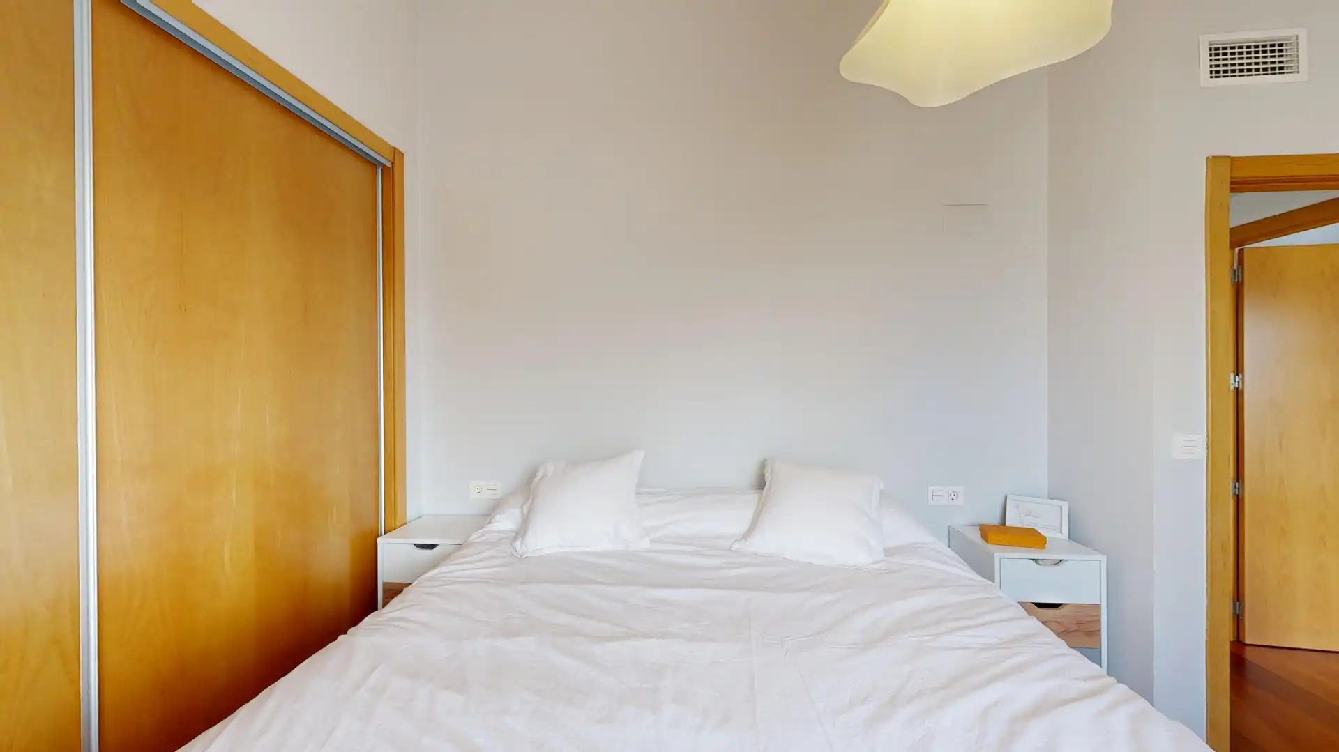 Habitación de Ático en venta en Murcia con Aire acondicionado, Parquet y Terraza